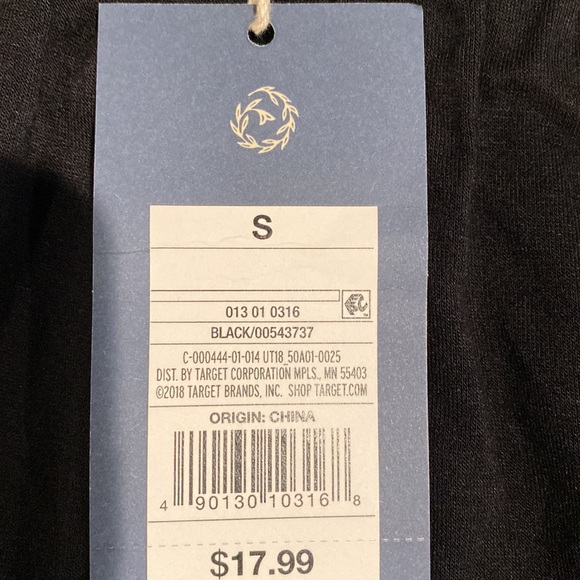 Universal Thread Short Sleeve Batwing Top Size: S - Picture 10 of 13